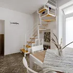 Apartament Gabbiano 7 - Coastal Comfort With 2 Bedrooms