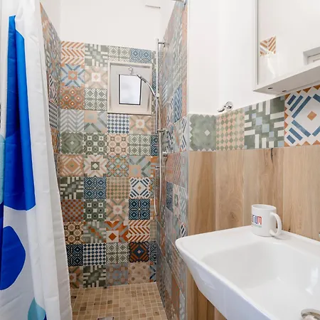 Gabbiano 7 - Coastal Comfort With 2 Bedrooms * Bari