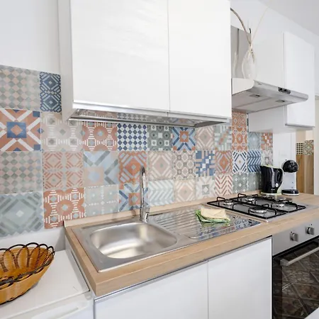Gabbiano 7 - Coastal Comfort With 2 Bedrooms Bari